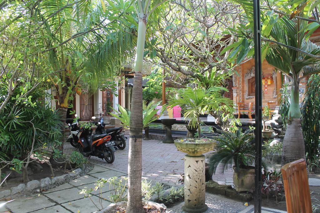 Green Palm Homestay Бали Экстерьер фото